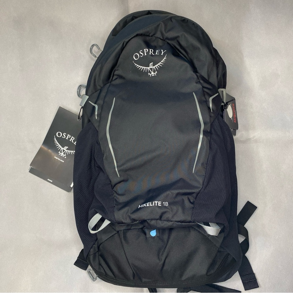 Osprey Hikelite 18L Pack Black Hiking Backpack NWT w/ rain cover, no bladder
